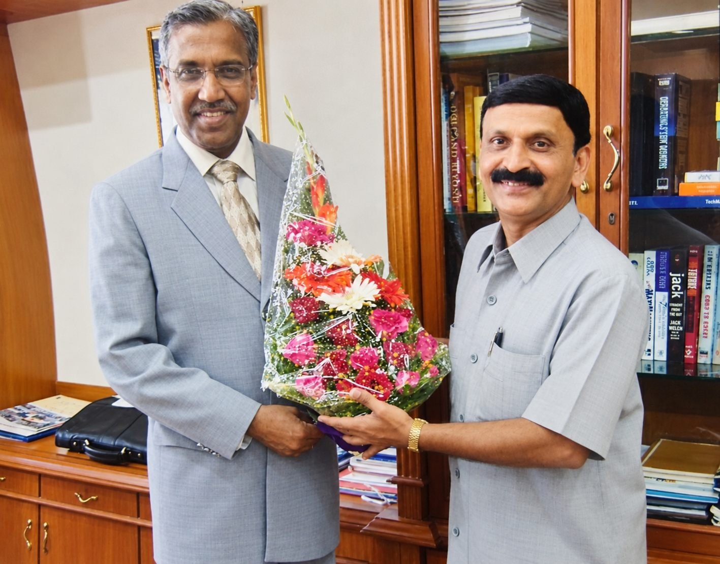 Vilas D. Terkar with T.S. Vijayan